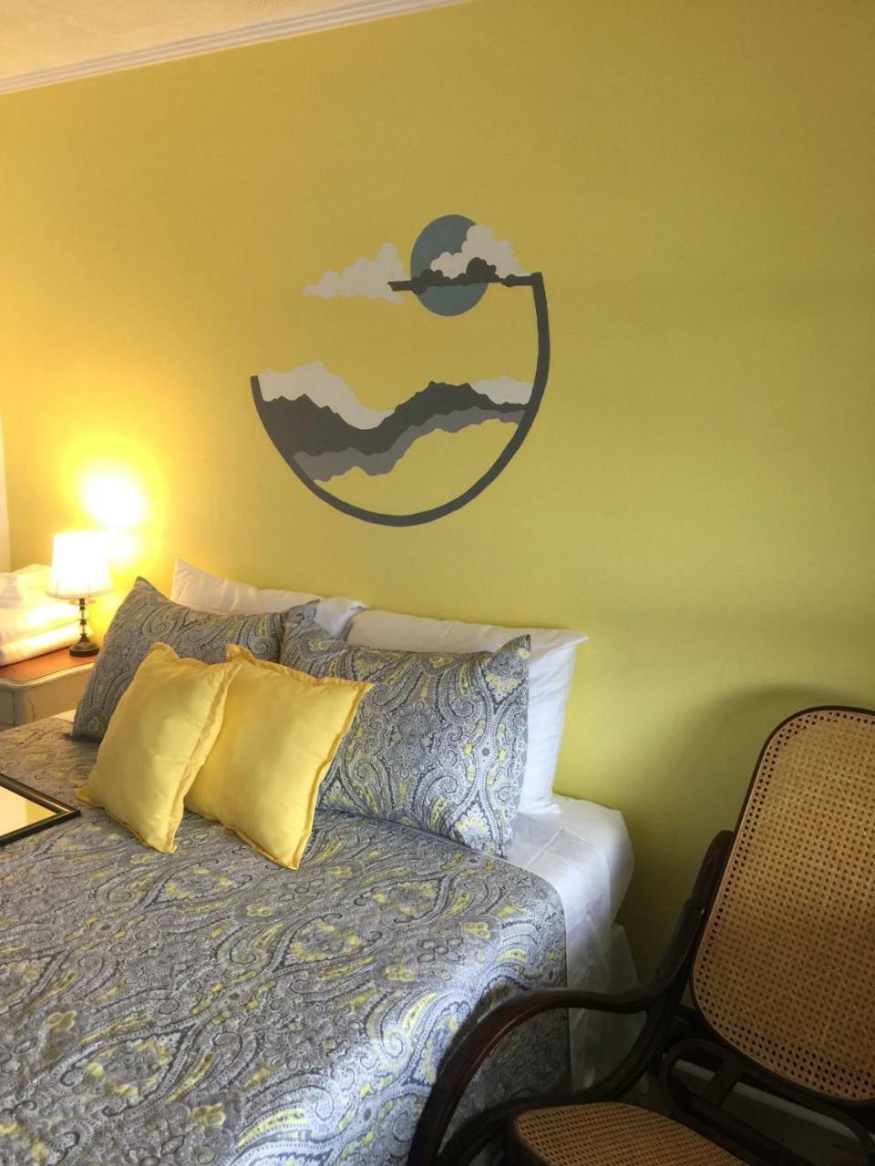 Spruce Pine Inn Dış mekan fotoğraf