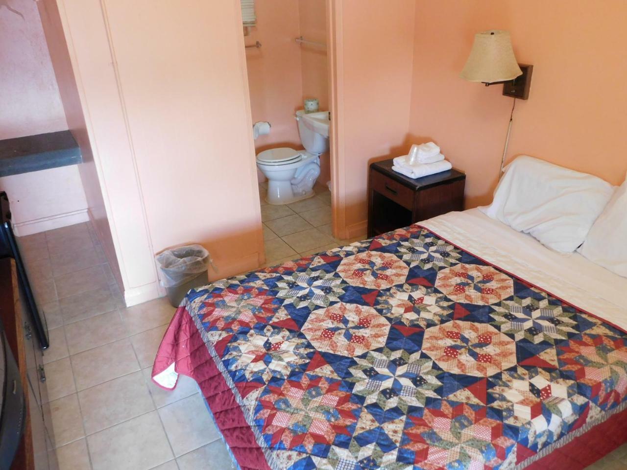 Spruce Pine Inn Dış mekan fotoğraf